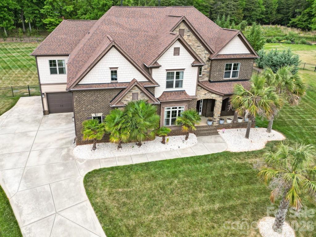 125 Leeward Shoals Lane