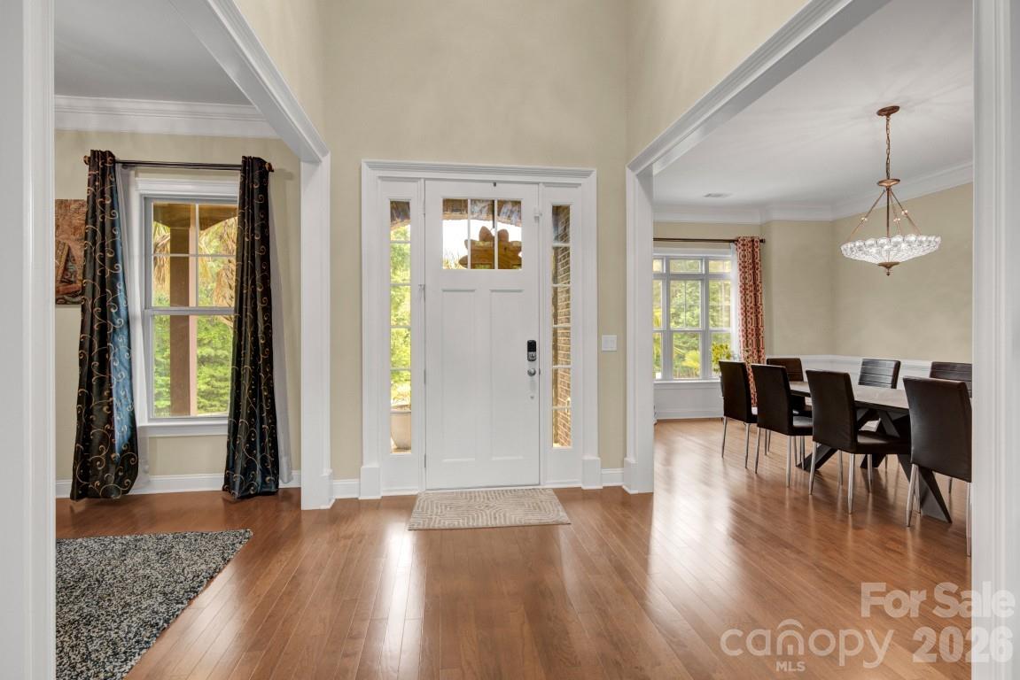 125 Leeward Shoals Lane