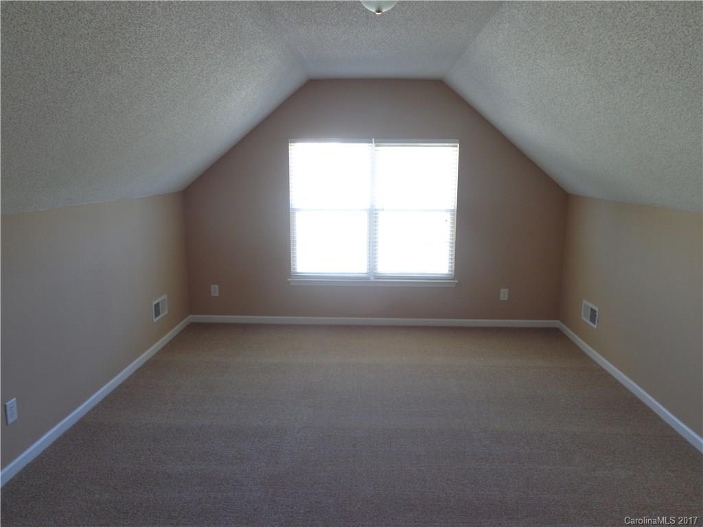 Curtis Pond - Residential Lease