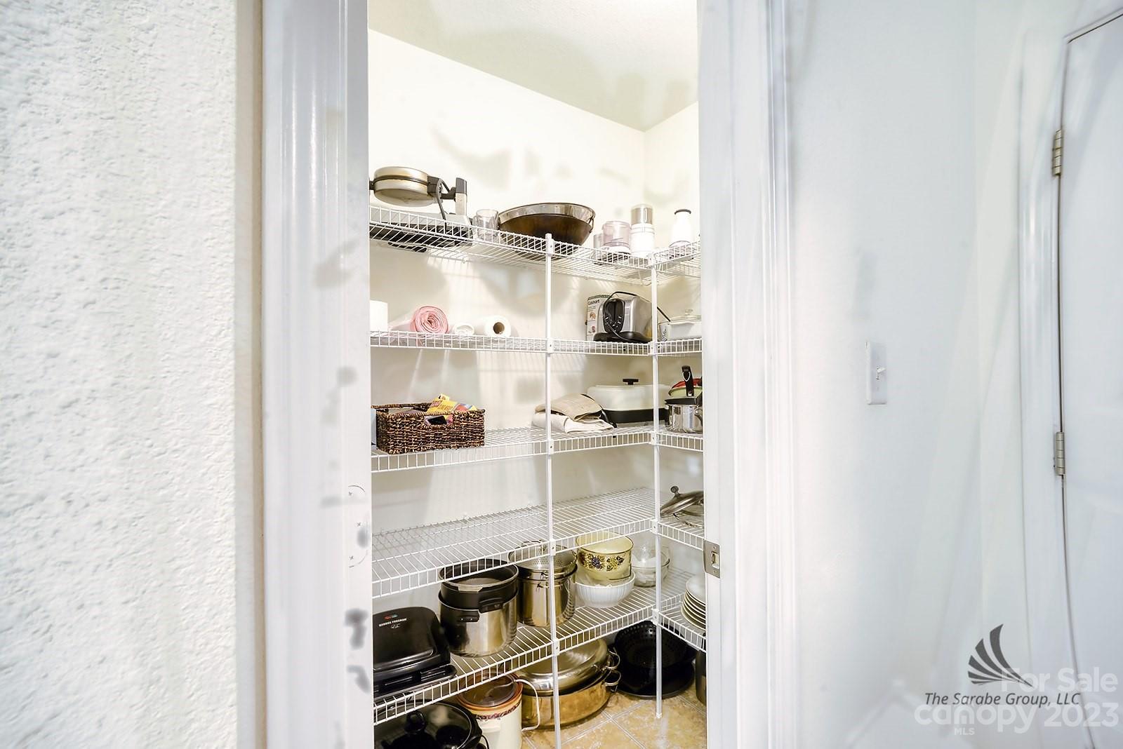 TUCKER CHASE - Residential