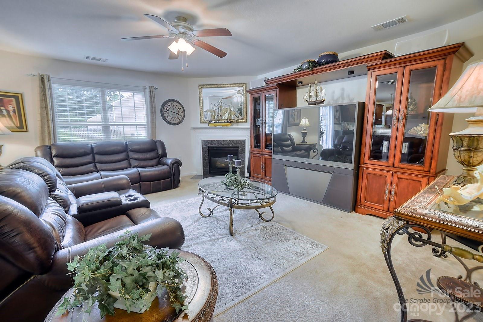 TUCKER CHASE - Residential