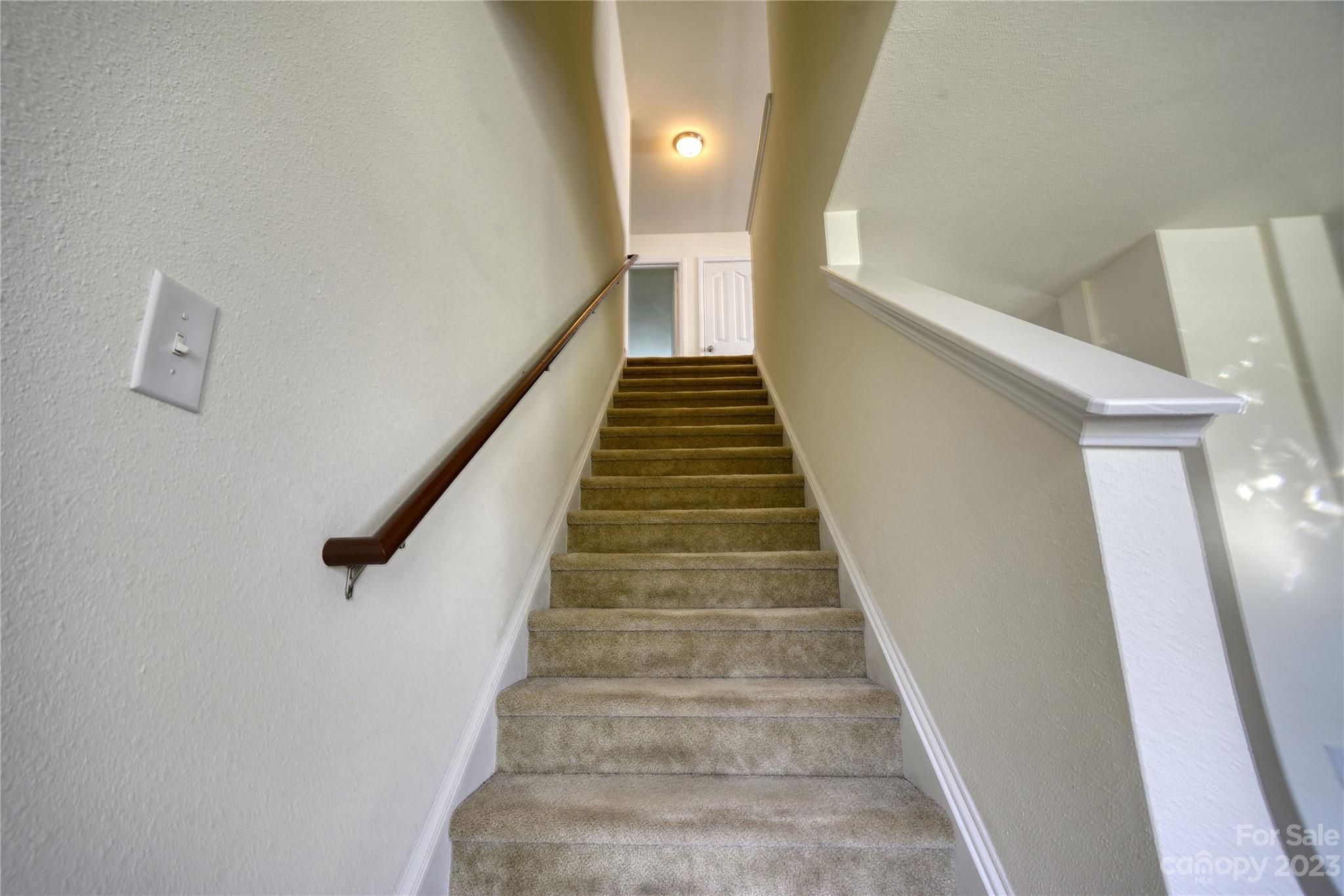 TUCKER CHASE - Residential