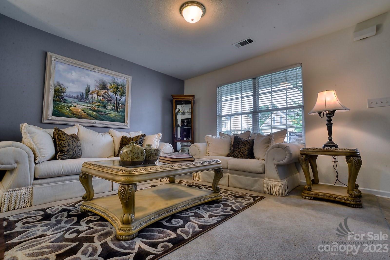 TUCKER CHASE - Residential