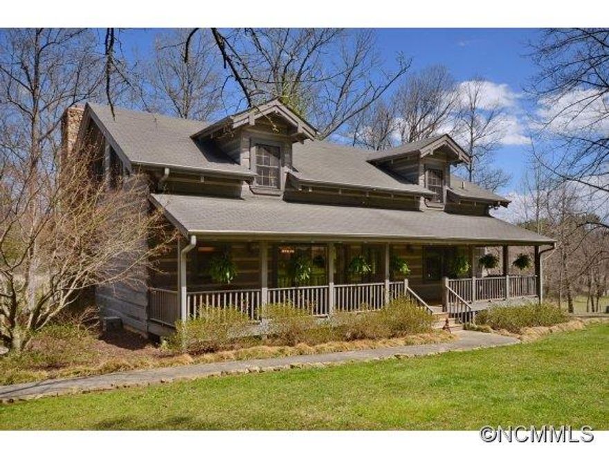 Think Fox Run Farm. A storybook log home in the country yet minutes to Hendersonville & convenient to the Interstate.  A popular open floor plan, w/ a spacious kitchen, dining, & vaulted ceiling family rm. Private master suite features a balcony & peaceful countryside views.  Appealing covered porches to enjoy the outdoors. This property is perfect for your horses â 5 stall barn, tack room, fly system, pasture, riding arena & run-in shed.