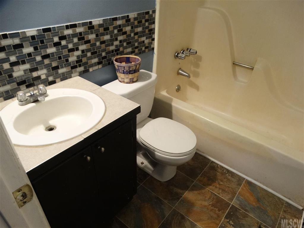 Jamestowne - Residential