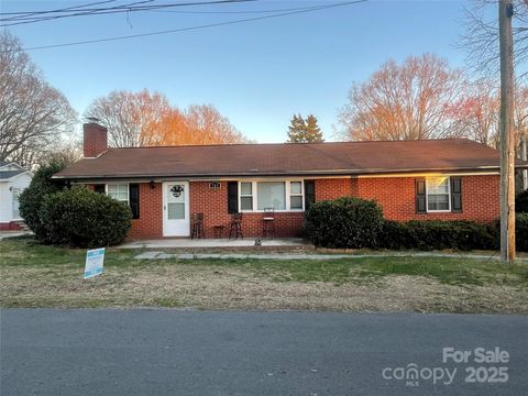 213 Crowell Avenue, Albemarle, NC 28001 - MLS#: 4235764