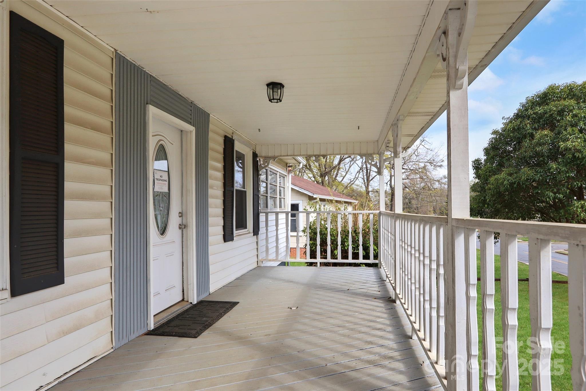 135 Old Caroleen Road