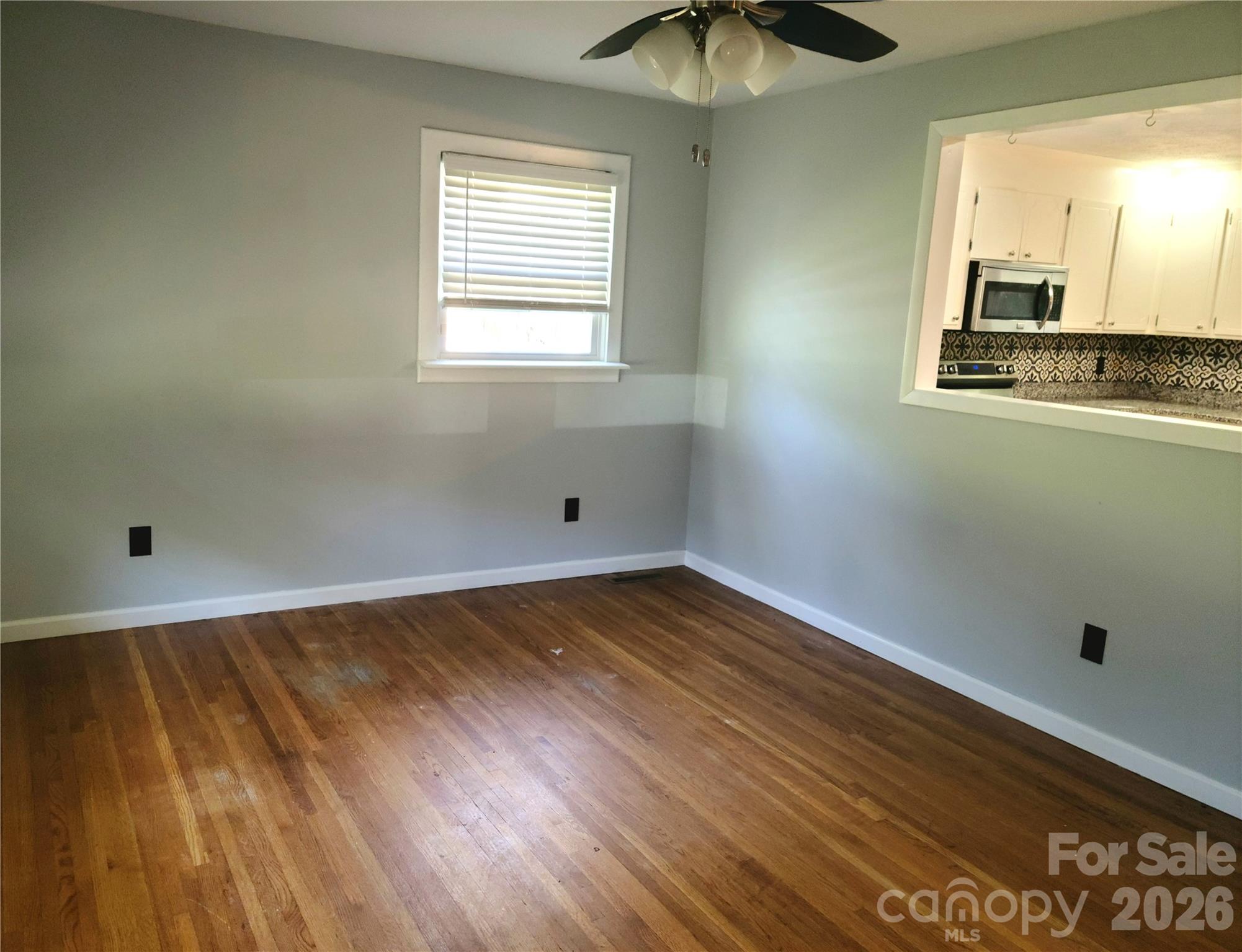 2230 Kenwood Drive