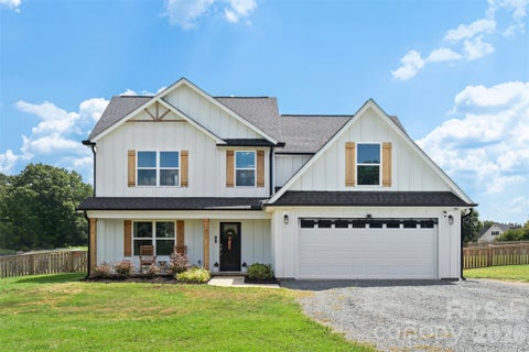 Photo for 855 Wolf Pond Church Road