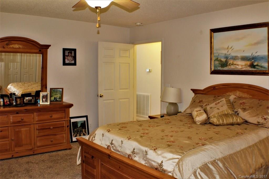 Rolling Green - Residential