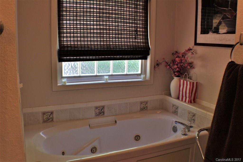 Rolling Green - Residential