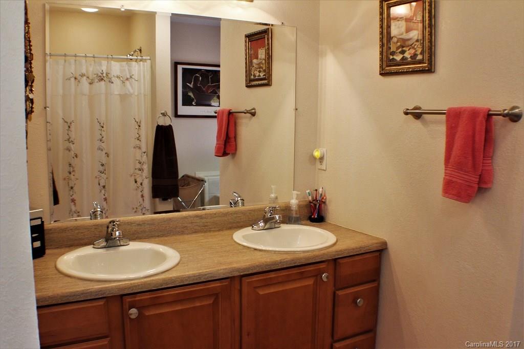 Rolling Green - Residential