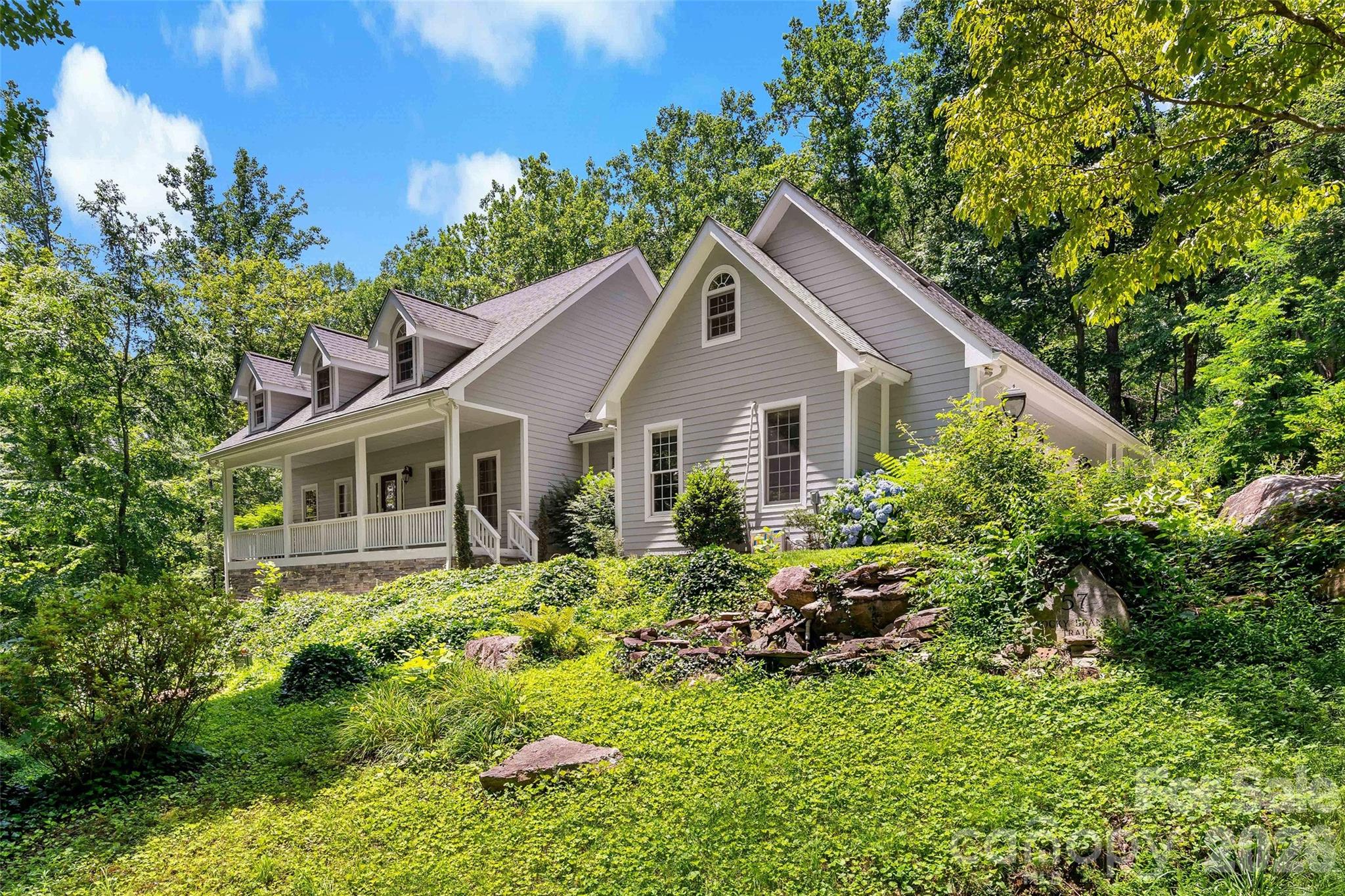 Linville Falls Mountain Club and Preserve - Residential