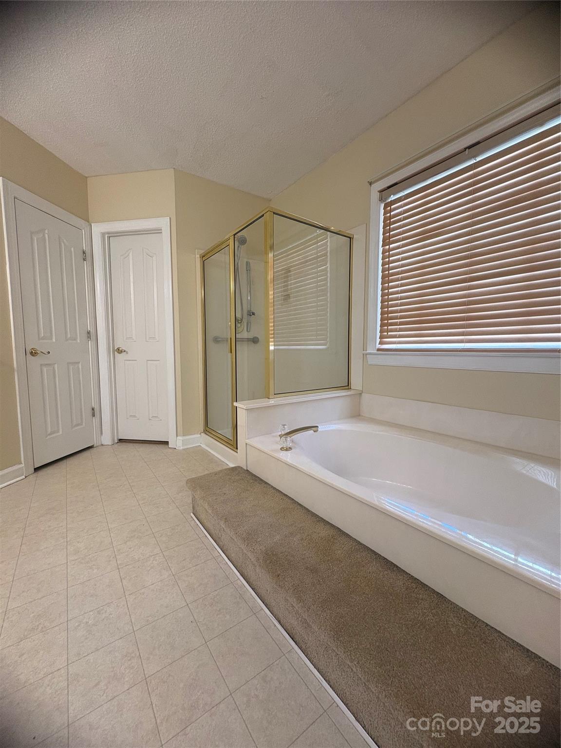 Highland Creek - Residential