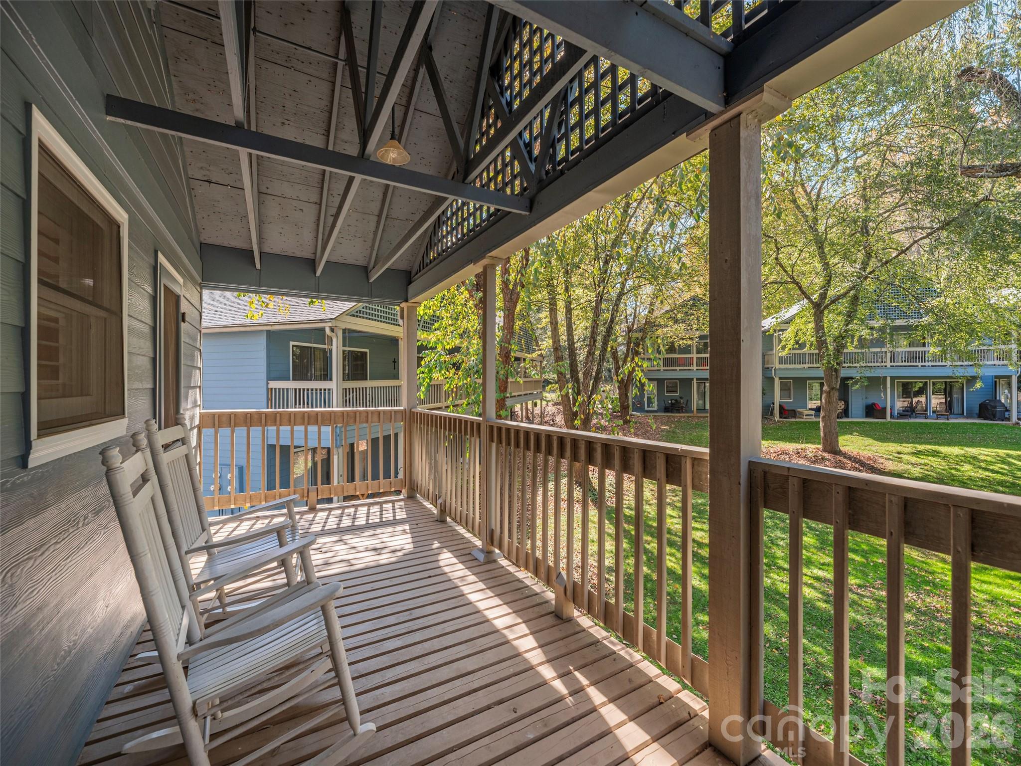 Tri Vista Villas - Residential