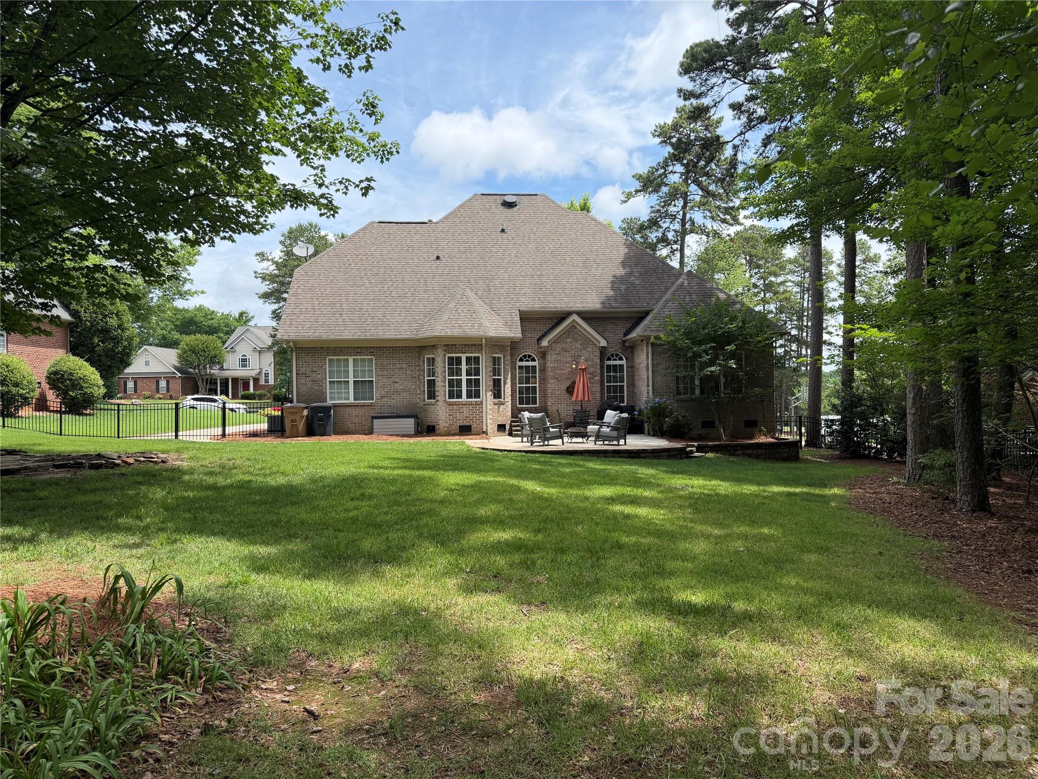 2003 Crismark Drive