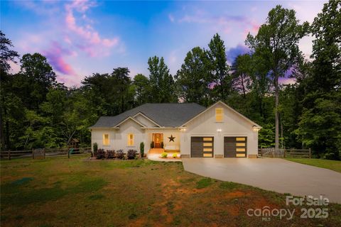 5615 American Way Denver NC 28037