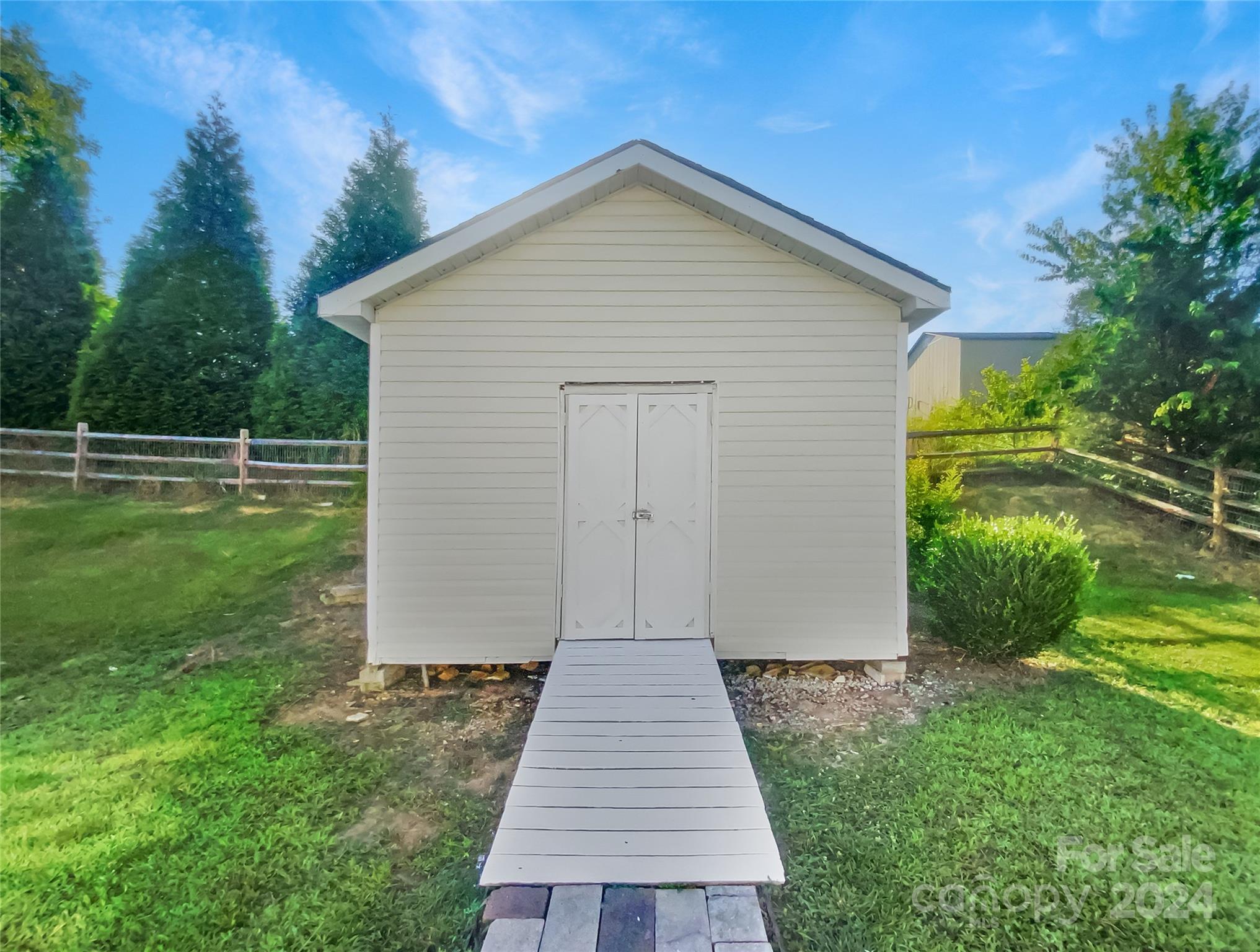 Rocky Meadows - Residential