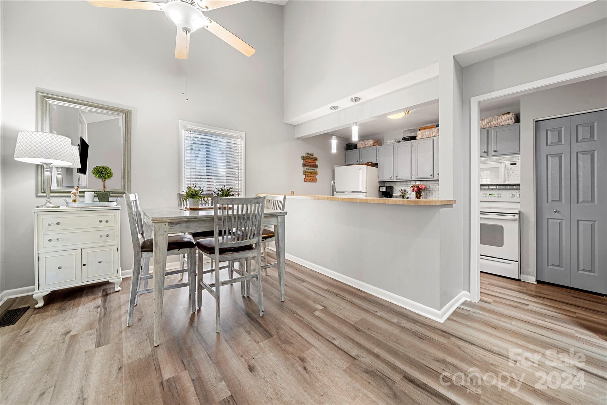 River Hills - Residential