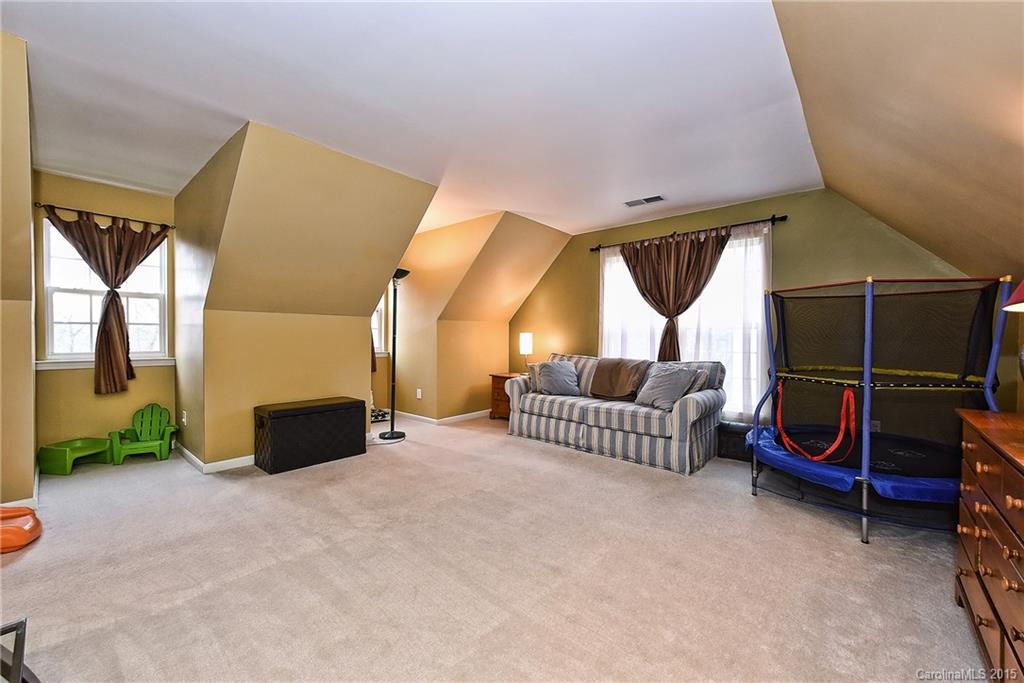 Mt Isle Harbor - Residential