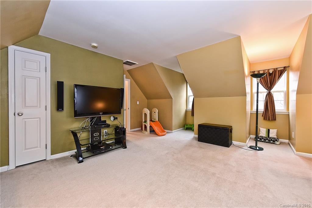 Mt Isle Harbor - Residential