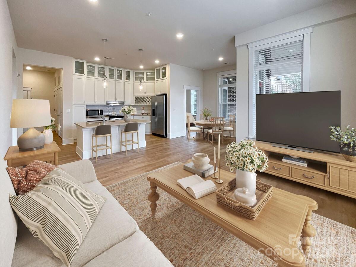 Huntersville, North Carolina 28078, United States, 2 Bedrooms Bedrooms, ,2 BathroomsBathrooms,Residential,Active,62895