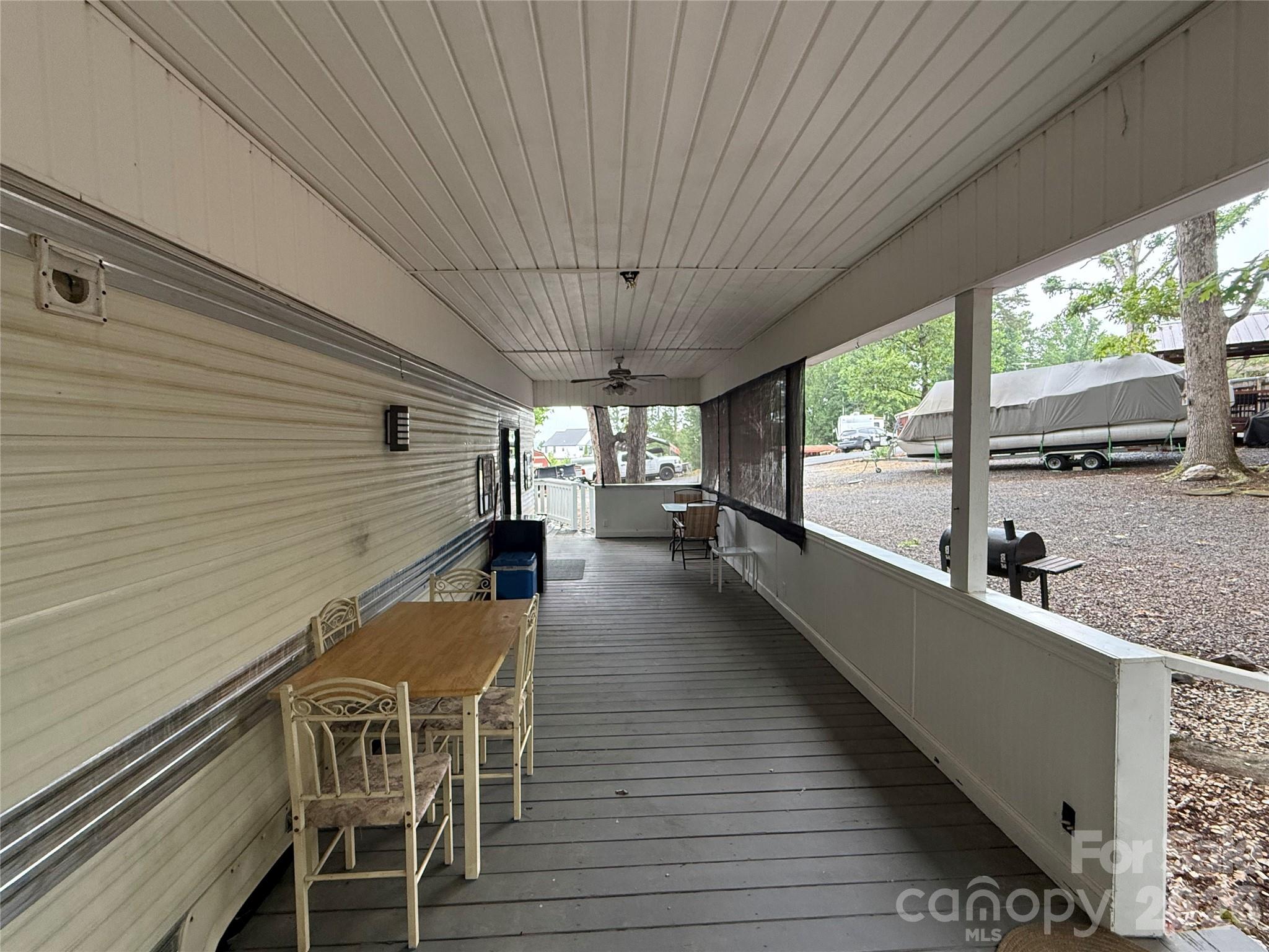 Twin Harbor - Residential