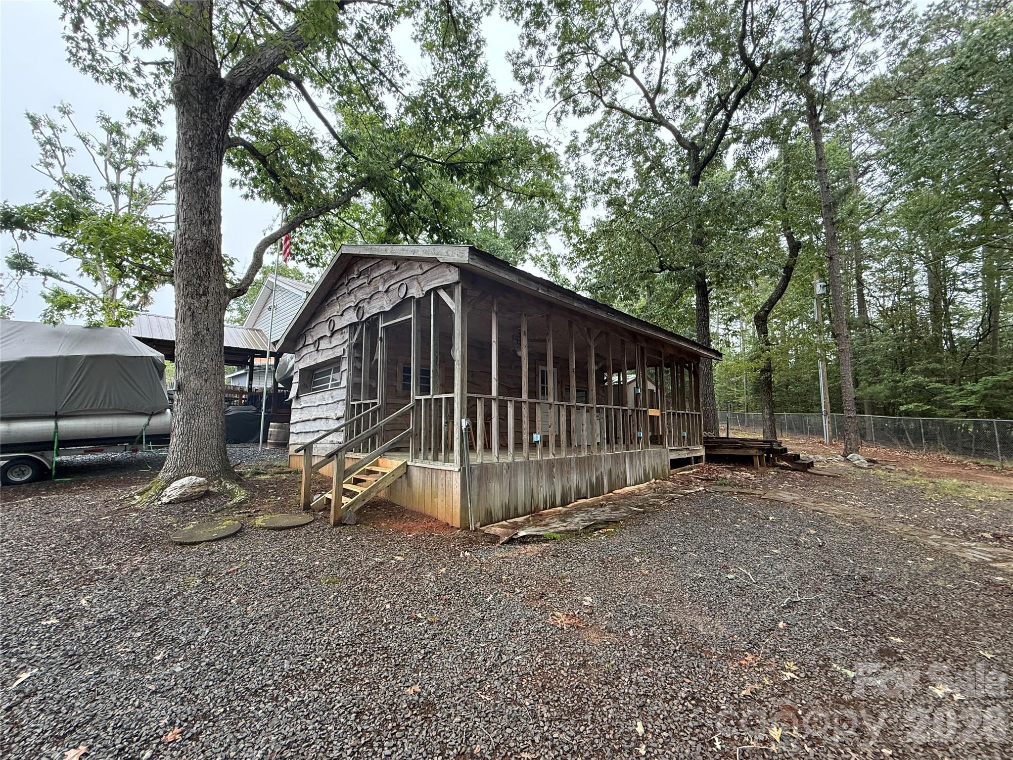 Twin Harbor - Residential
