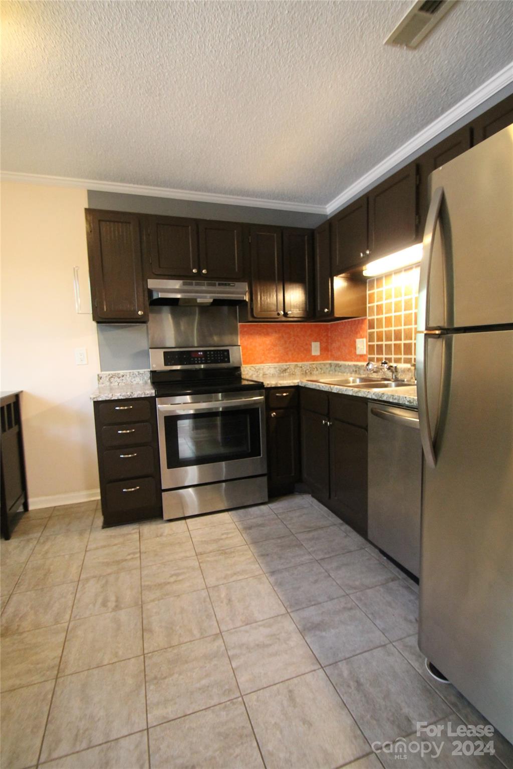 Riverview Villas - Residential Lease