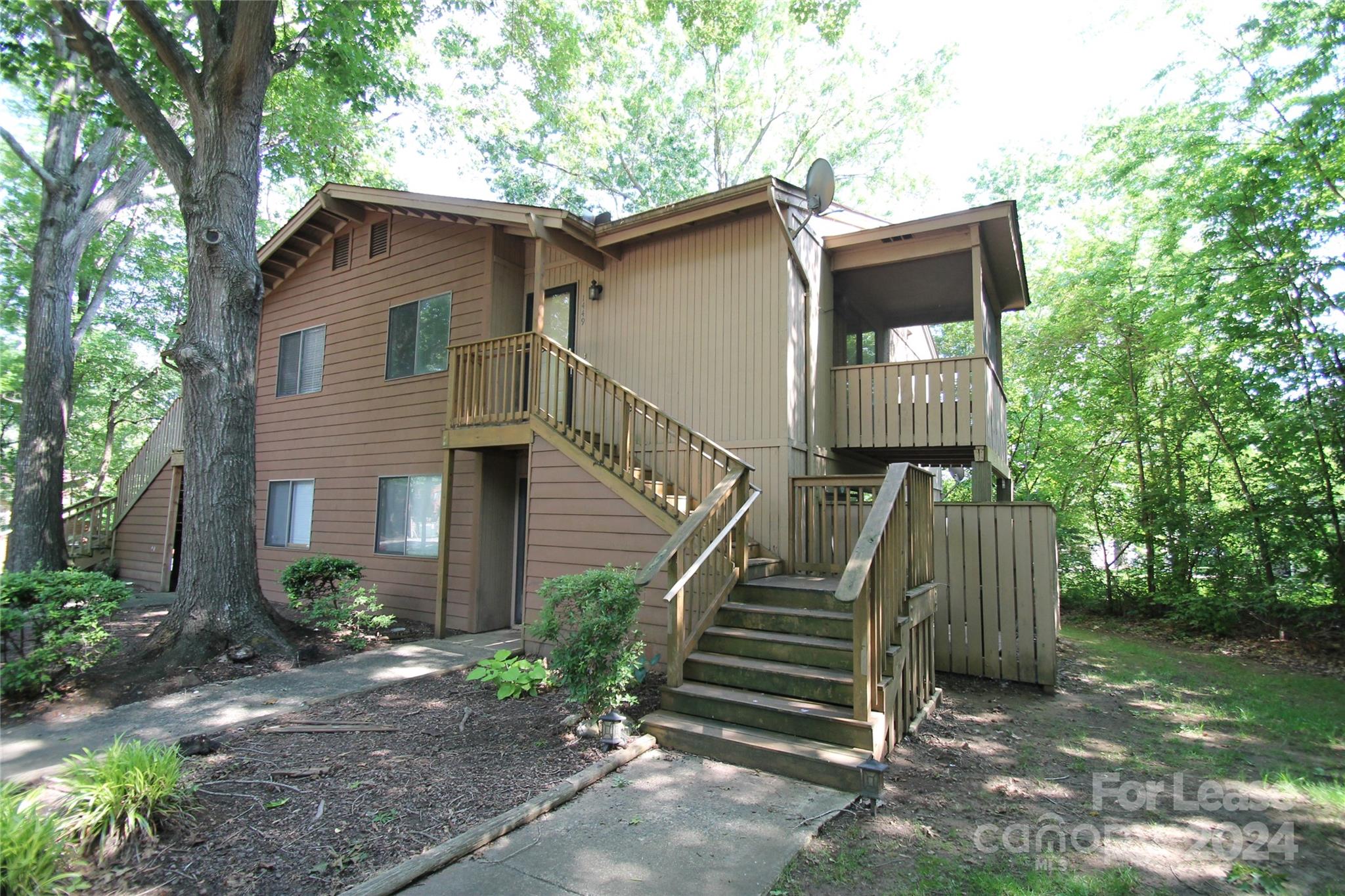 Riverview Villas - Residential Lease