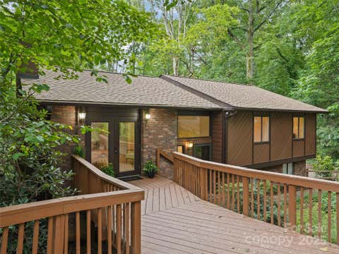 Photo for 7 Mayfair Place