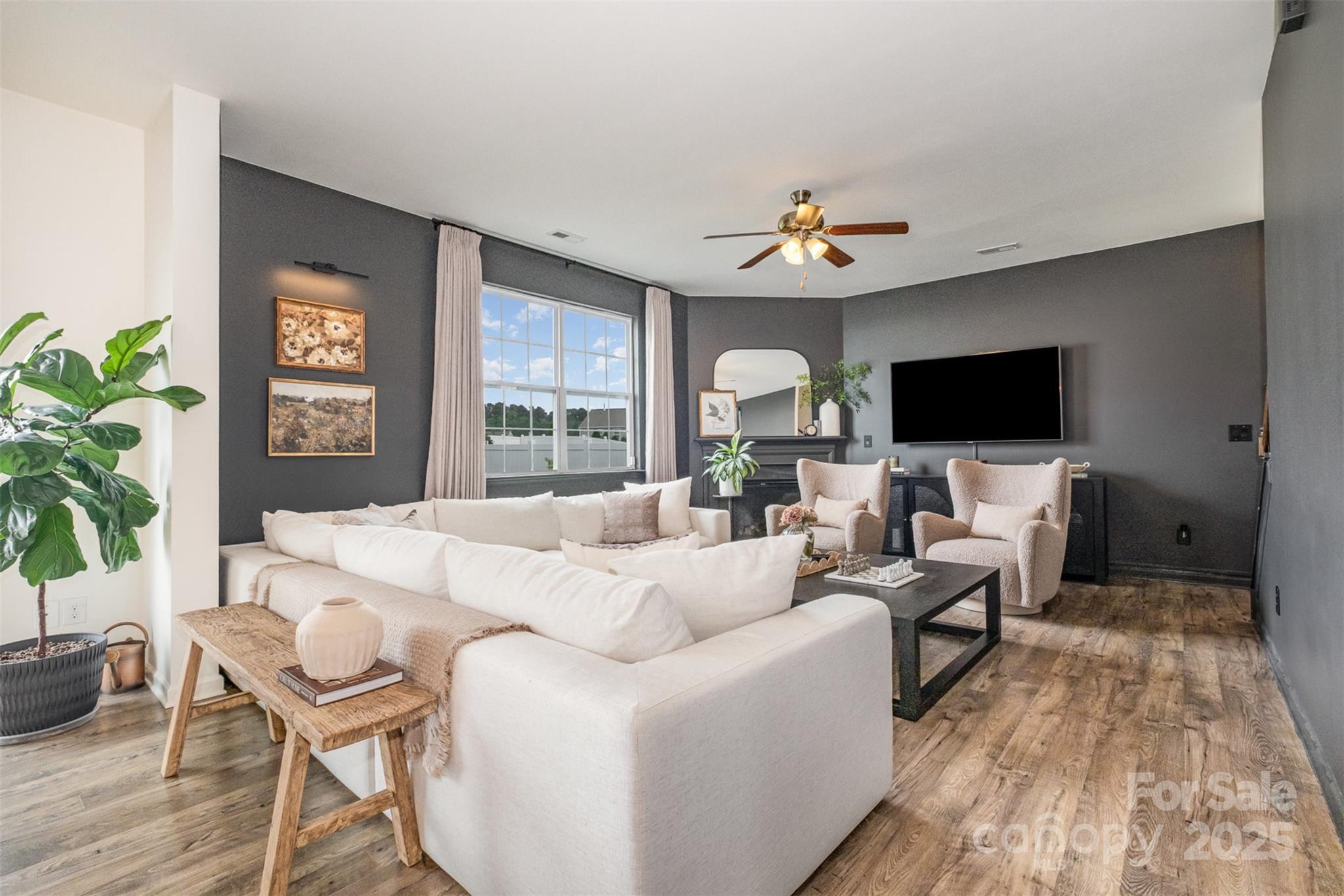 1624 Savory Lane