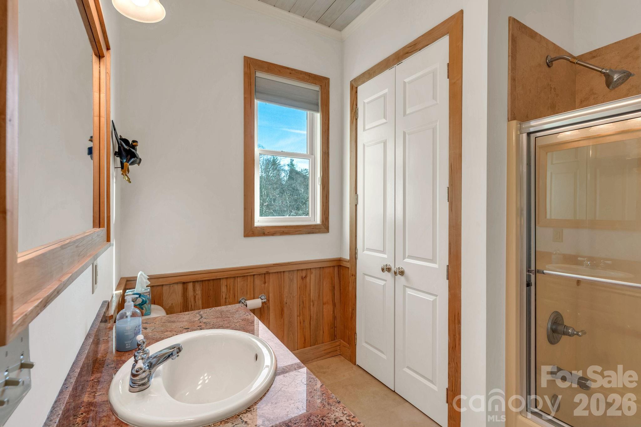 Thunder Ridge - Residential