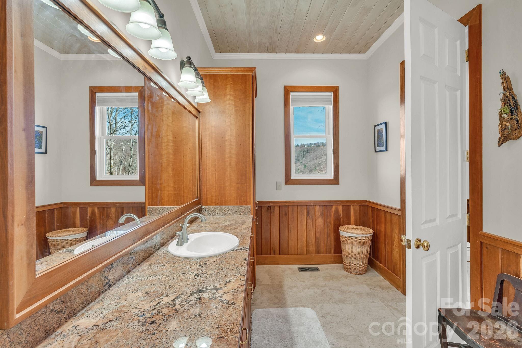 Thunder Ridge - Residential