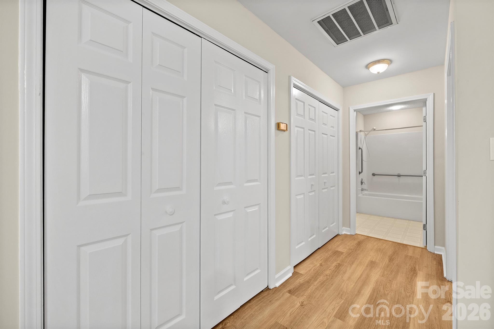 Conover Manor - Residential