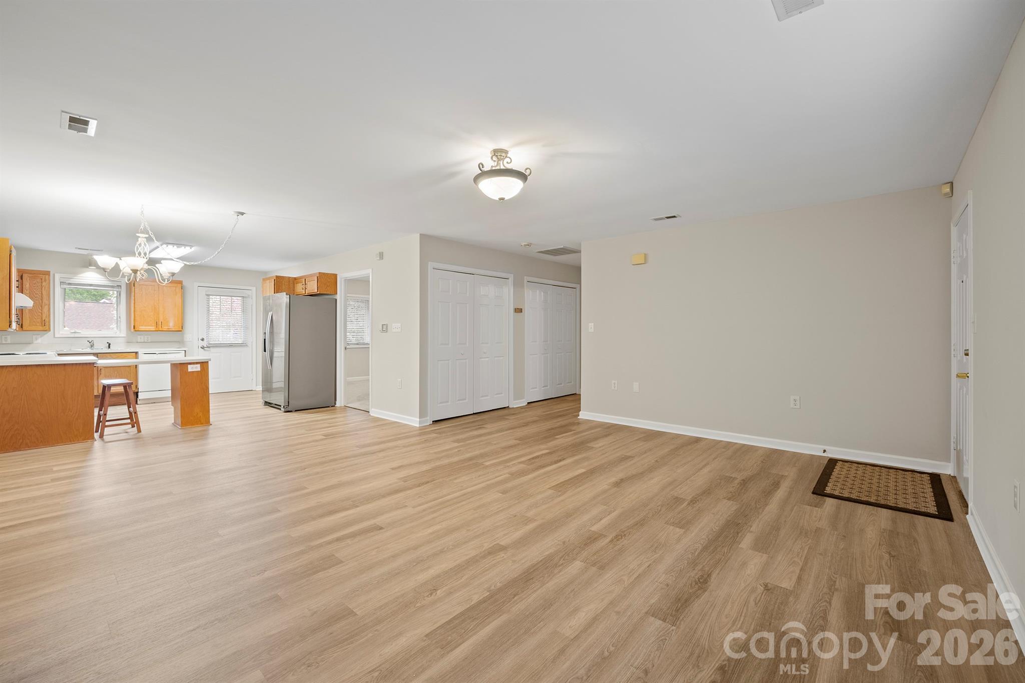 Conover Manor - Residential