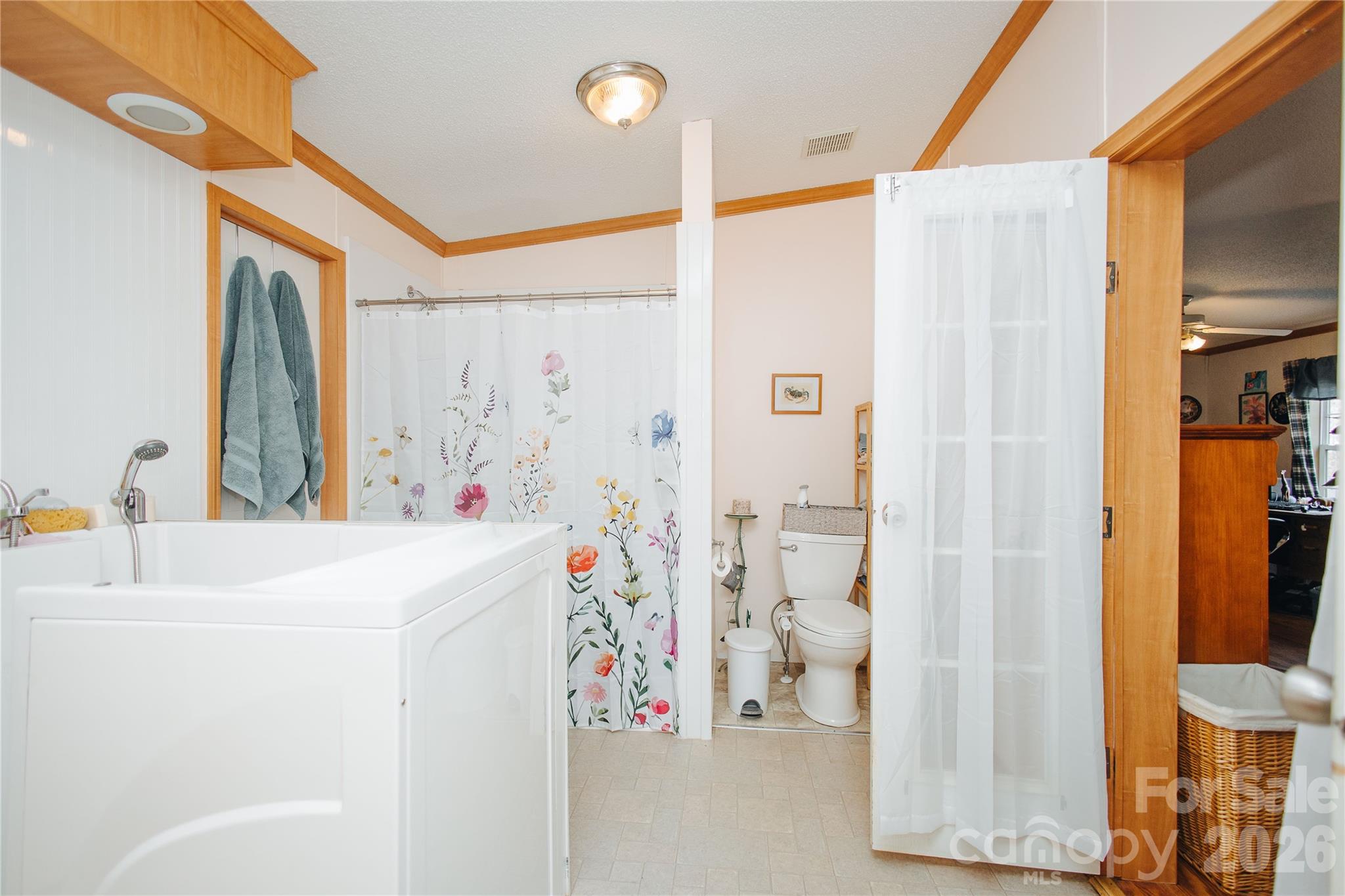 Ridge Walk - Residential