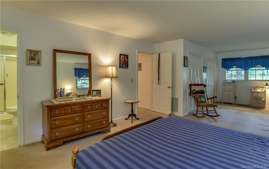 Poppy Slopes - Residential