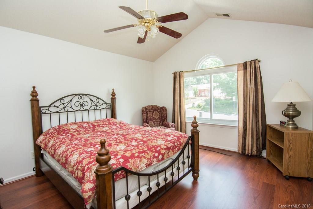 Rolling Hills - Residential