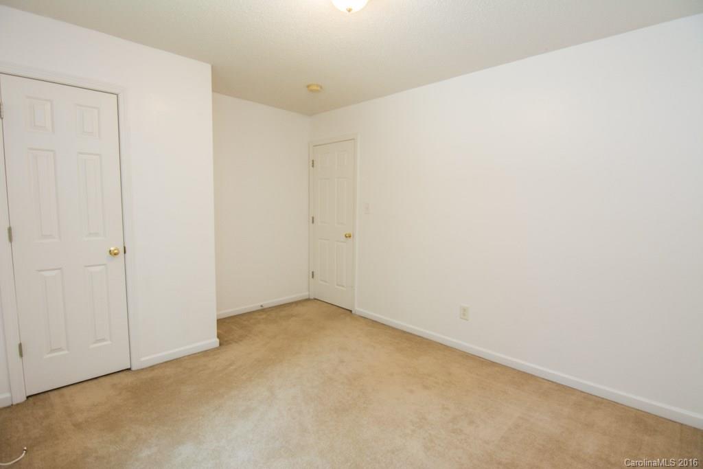 Rolling Hills - Residential