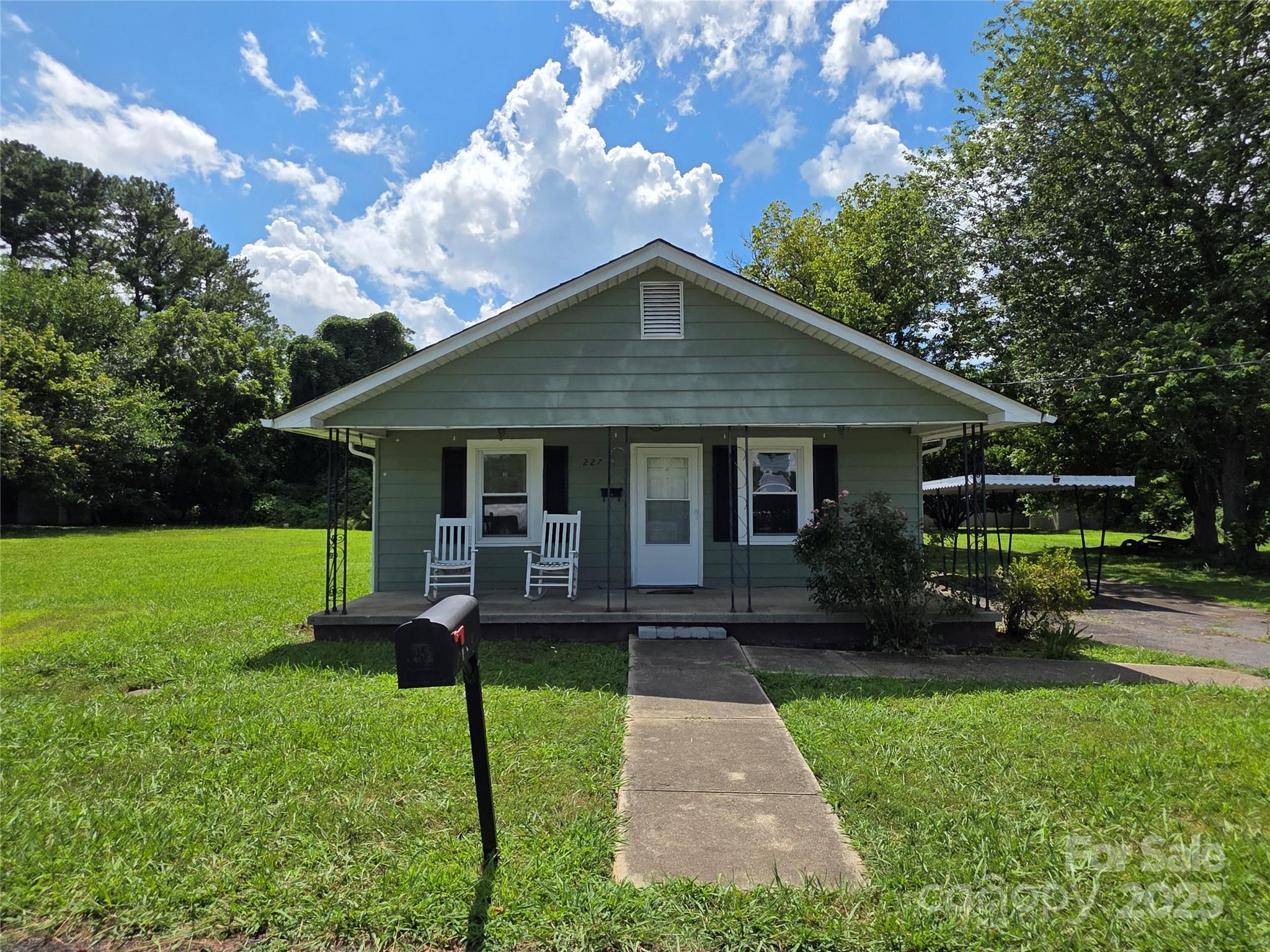 227 Nassau Place