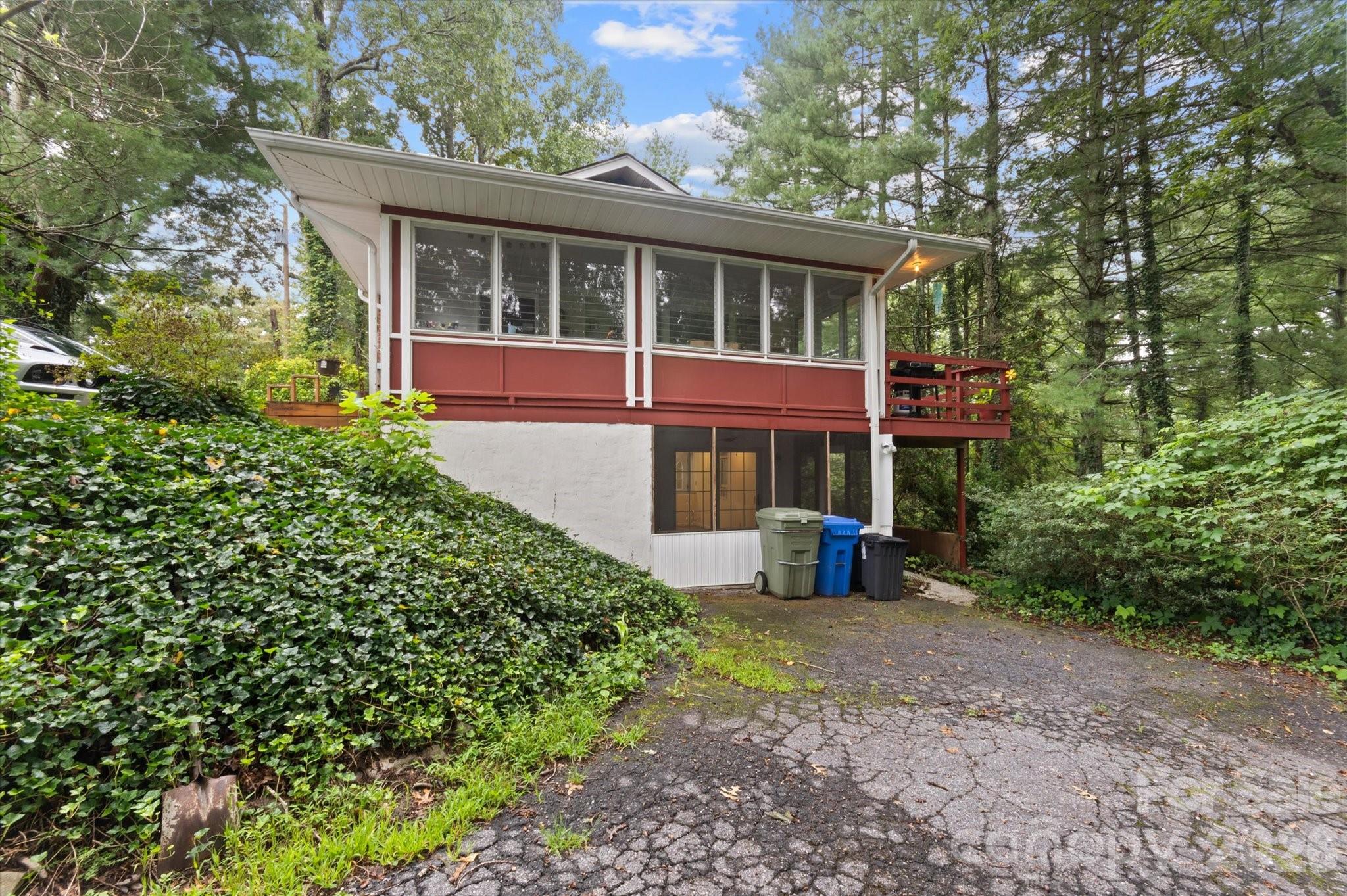 529 Alta Vista Drive