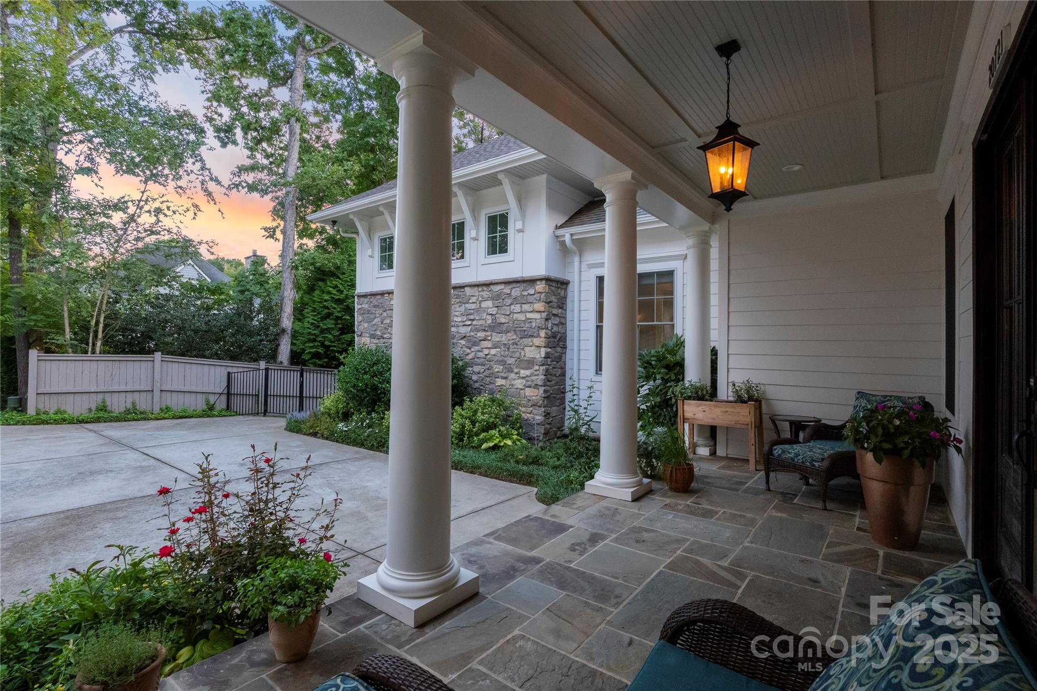 Pointe Regatta - Residential