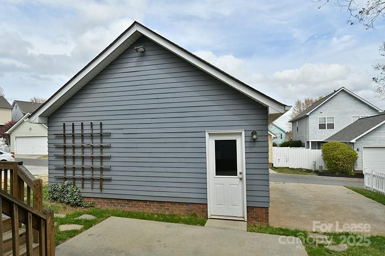 Water Oak - Residential Lease