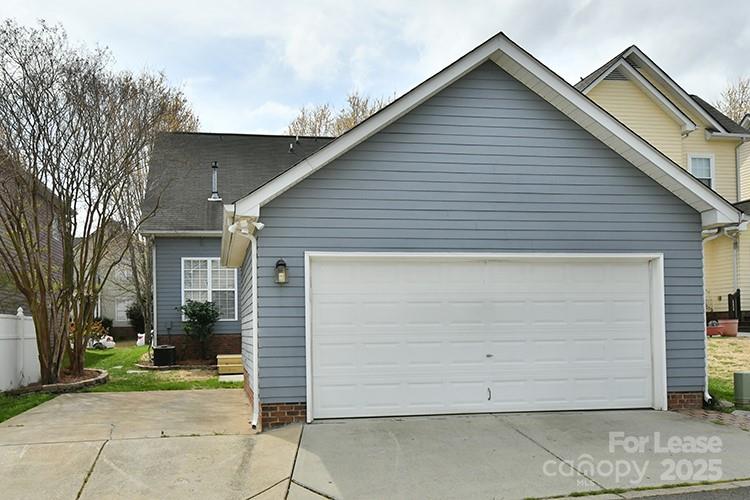 Water Oak - Residential Lease