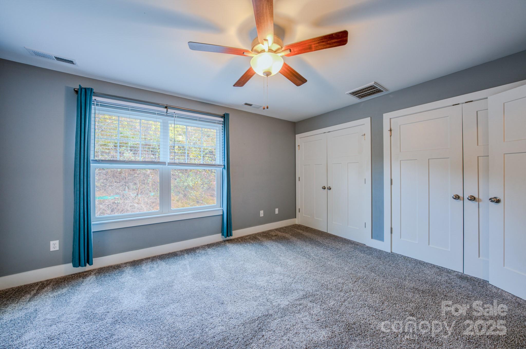 Liberty Oaks - Residential