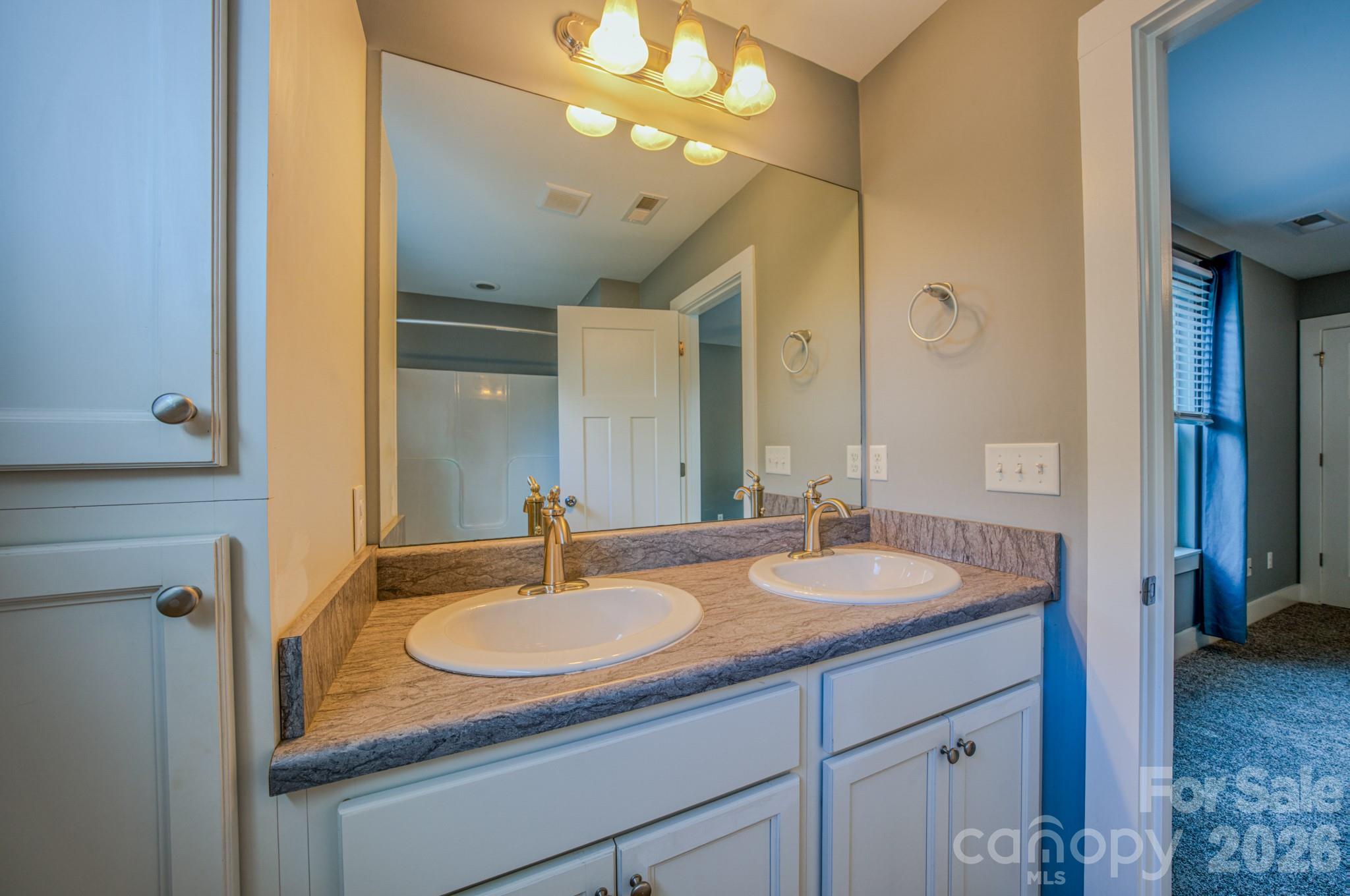 Liberty Oaks - Residential