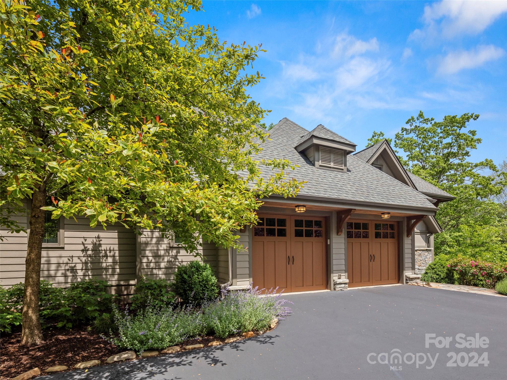 Poplar Ridge - Residential