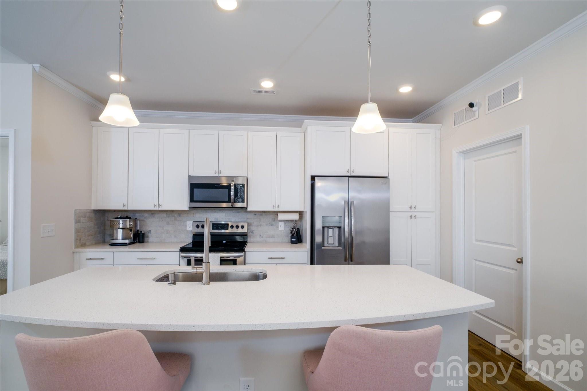 6135 Snowy Egret Avenue 60