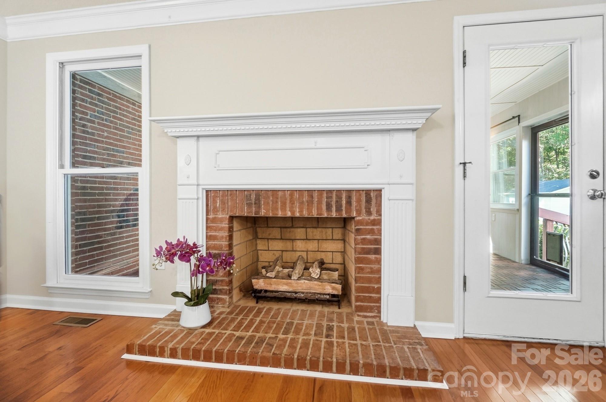 416 Ambrose Lane
